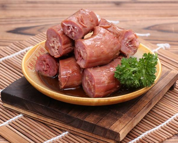九三鴨脖加盟利潤(rùn)怎么樣?30㎡小店年入20萬(wàn)